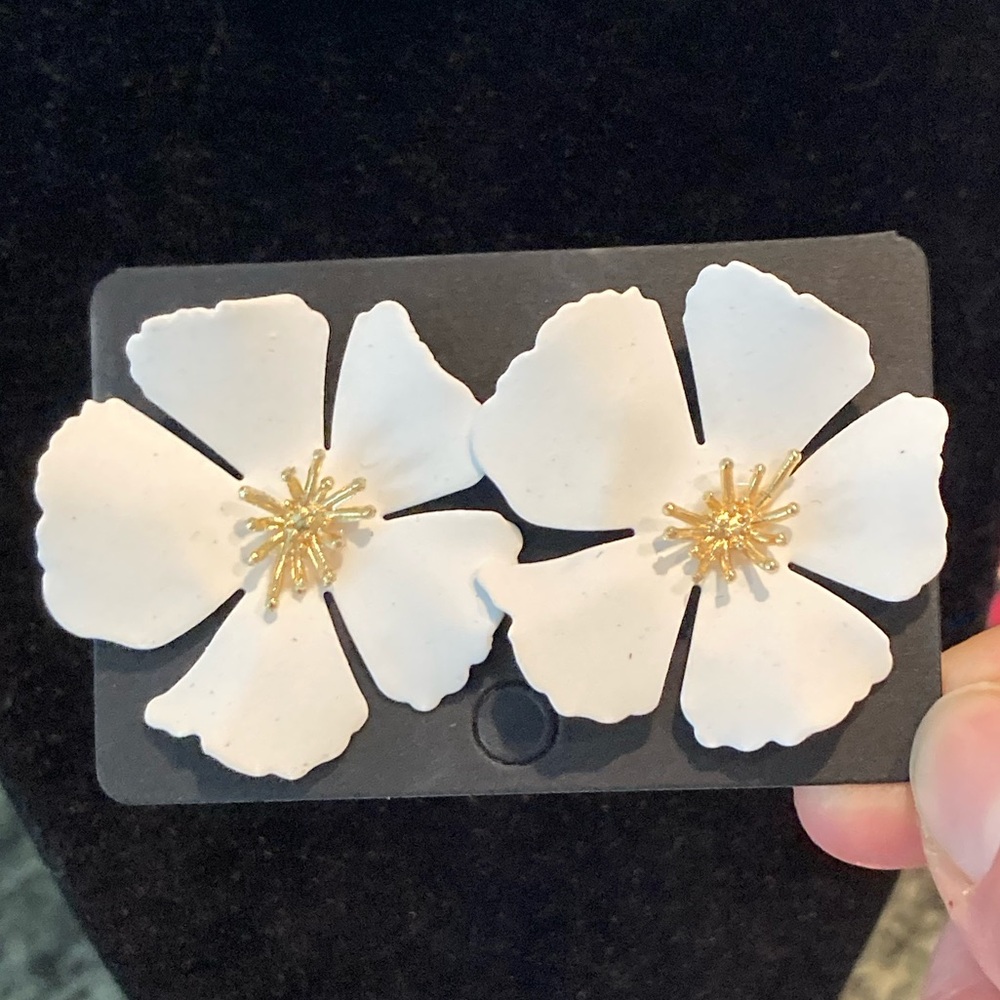 White Flower Statement Earrings with Gold Centers